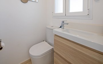 Property slide 35