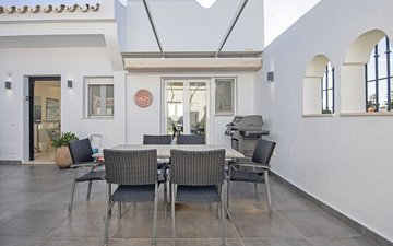 Property slide 40