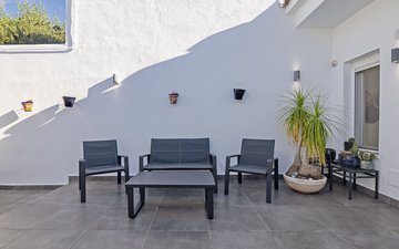 Property slide 5