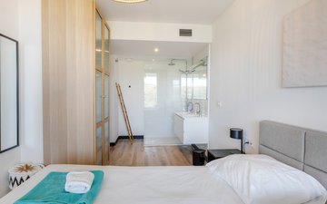 Property slide 20