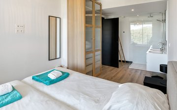 Property slide 24
