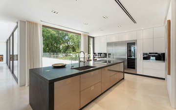 Property slide 10