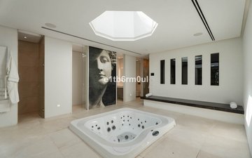 Property slide 18