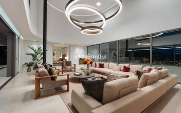 Property slide 28