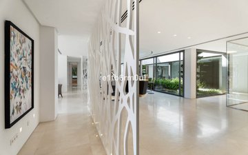 Property slide 41