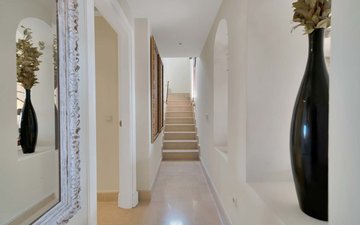 Property slide 10