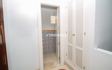 Property slide 20