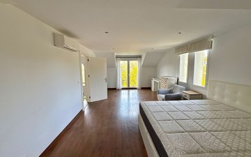 Property slide 20