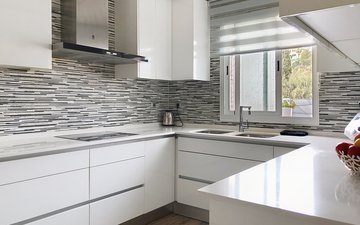 Property slide 18