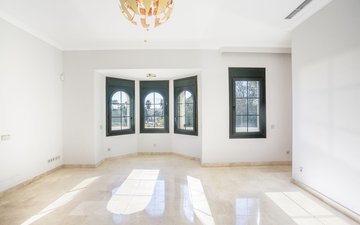 Property slide 24
