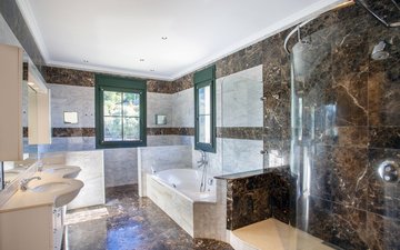 Property slide 25