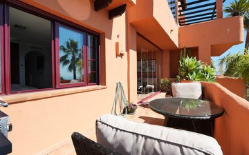 Property slide 18