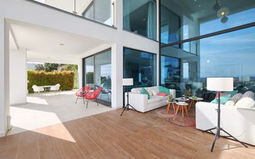 Property slide 16