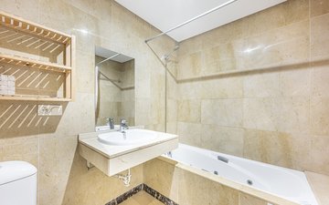 Property slide 22