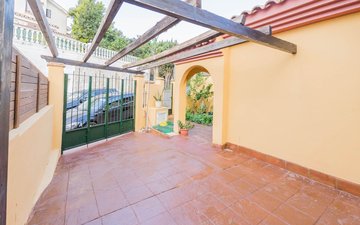 Property slide 40