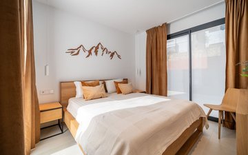 Property slide 21