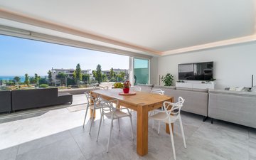 Property slide 22