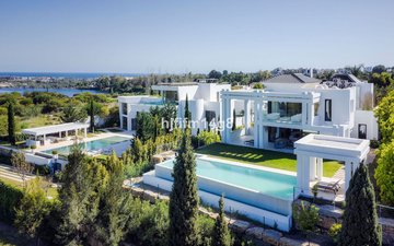 Property slide 44