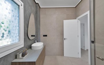 Property slide 44