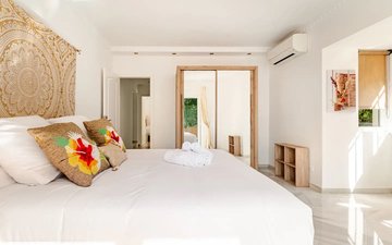 Property slide 10