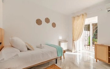 Property slide 20