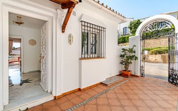 Property slide 30