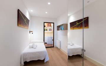 Property slide 25
