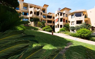 Property slide 39