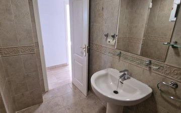Property slide 19
