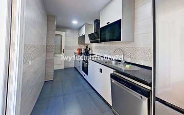 Property slide 22