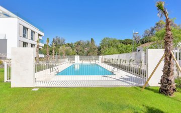 Property slide 39