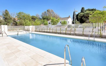 Property slide 40
