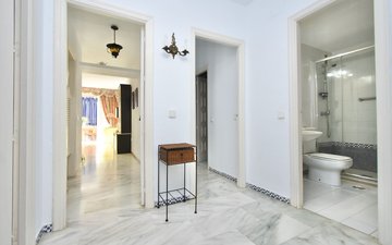 Property slide 17