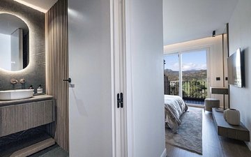 Property slide 20