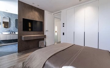 Property slide 28