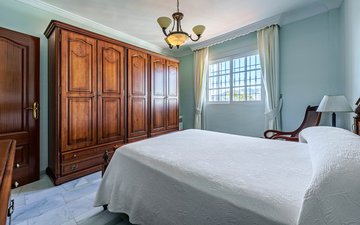 Property slide 22