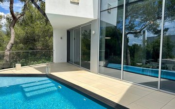 Property slide 24