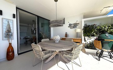 Property slide 14