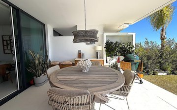 Property slide 24