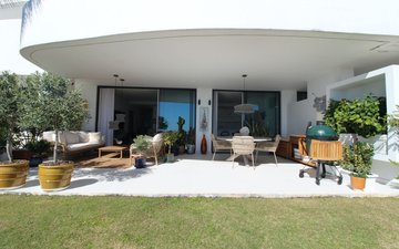 Property slide 27