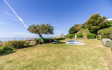 Property slide 72