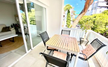 Property slide 32