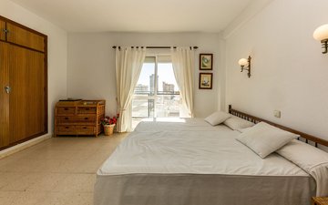 Property slide 18