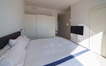 Property slide 31