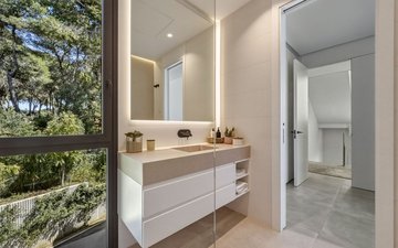 Property slide 24
