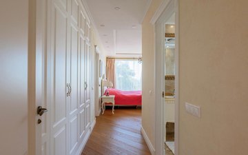 Property slide 20