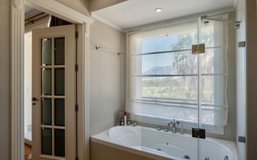Property slide 40