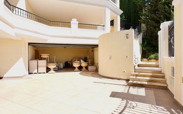 Property slide 52