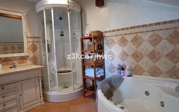 Property slide 33