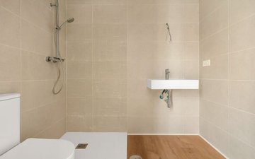 Property slide 14